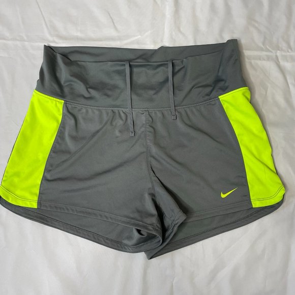Nike Dri Fit Shorts - Picture 2 of 5